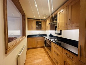 KITCHEN- click for photo gallery